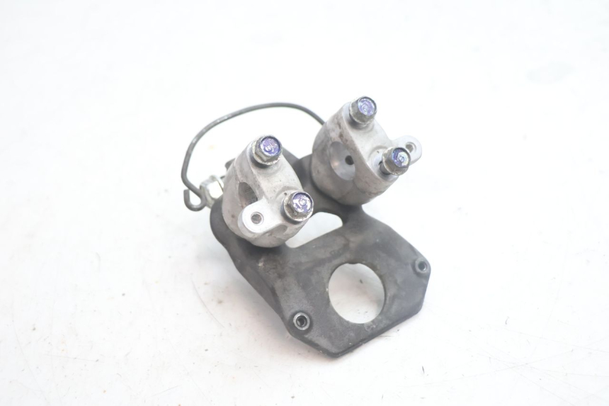 photo de ATTACCO MANUBRIO HONDA FJS SILVER WING SILVERWING 400 (2005 - 2008) - Zoom sullo stato d'uso