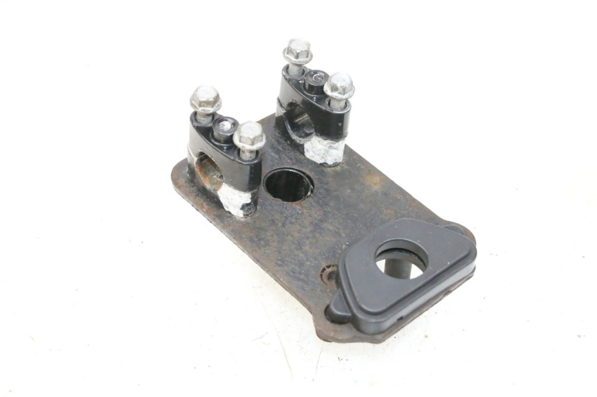 photo de ATTACCO MANUBRIO JM MOTORS GTS 125 (2015 - 2019) - Primo piano tecnico