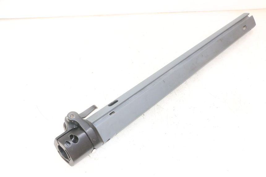 photo de ATTACCO MANUBRIO PUNK ELECTRIC RIDER 1 - Dettaglio del componente