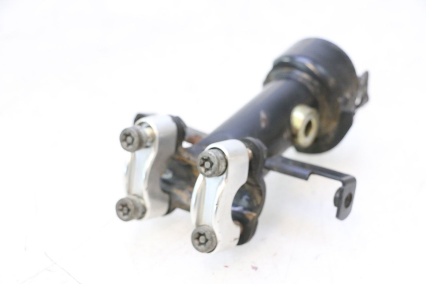 photo de ATTACCO MANUBRIO PEUGEOT TREKKER 50 (1995 - 2004) - Vista principale