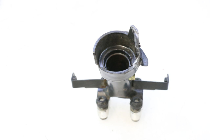 photo de ATTACCO MANUBRIO PEUGEOT TREKKER 50 (1995 - 2004) - Dettaglio del componente