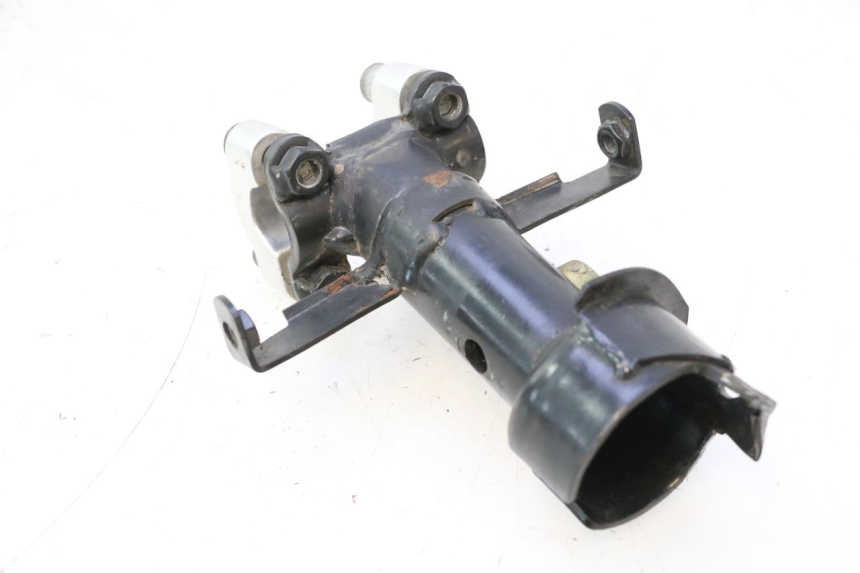 photo de ATTACCO MANUBRIO PEUGEOT TREKKER 50 (1995 - 2004) - Dettagli dei punti di fissaggio