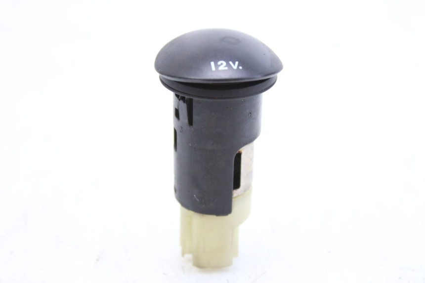 photo de PRISE ACCENDISIGARI PEUGEOT CITYSTAR 125 (2011 - 2017) - Vista principale