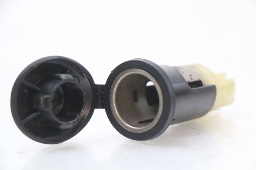 photo de PRESA ACCENDISIGARI PEUGEOT CITYSTAR 50 (2013 - 2017) - Dettaglio del componente