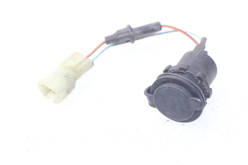 photo de PRESA ACCENDISIGARI KYMCO DINK STREET 125 (2009 - 2014) - Dettaglio del componente