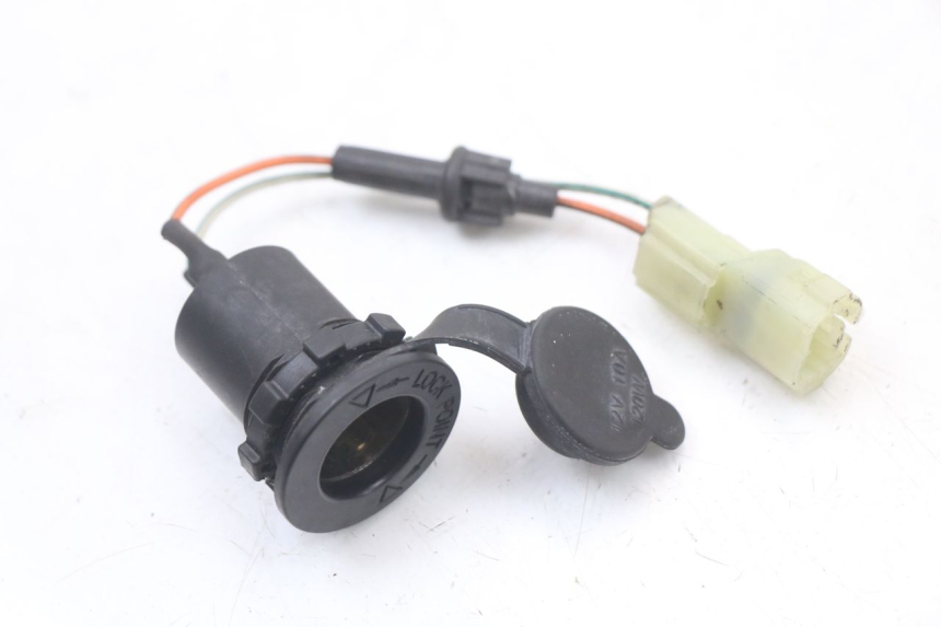 photo de PRESA ACCENDISIGARI KYMCO DINK STREET 125 (2009 - 2014) - Vista principale