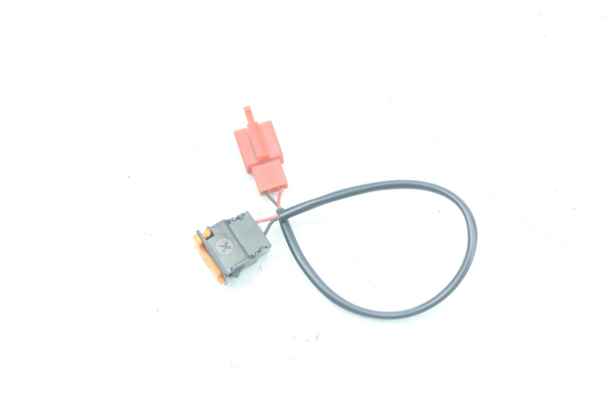 photo de PRESA ACCENDISIGARI WAYSCRAL E-START 1 (2018 - 2022) - Altra angolazione