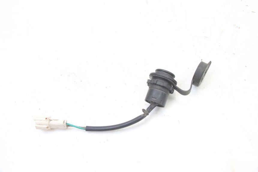 photo de PRESA ACCENDISIGARI SYM FIDDLE 3 III 125 (2014 - 2020) - Altra angolazione