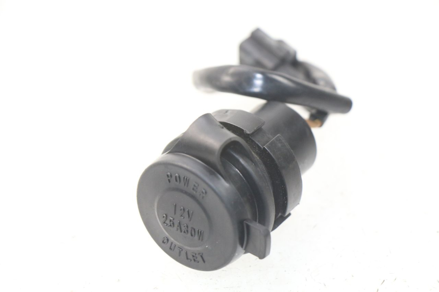 photo de PRESA ACCENDISIGARI YAMAHA FJR ABS 1300 (2006 - 2012) - Dettaglio del componente