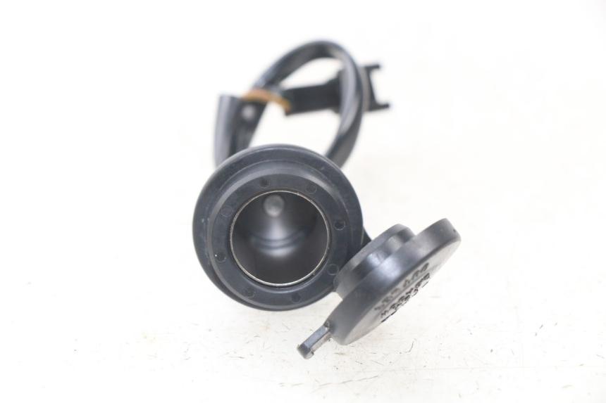 photo de PRESA ACCENDISIGARI YAMAHA FJR ABS 1300 (2006 - 2012) - Vista principale