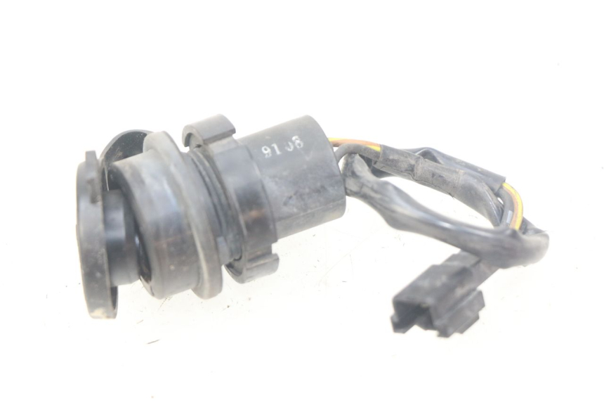 photo de PRESA ACCENDISIGARI YAMAHA FJR ABS 1300 (2006 - 2012) - Altra angolazione