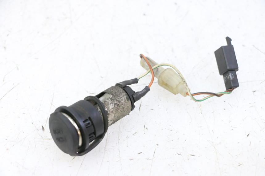 photo de PRESE ACCENDISIGARI KYMCO GRAND DINK 125 (2002 - 2007) - Dettaglio del componente