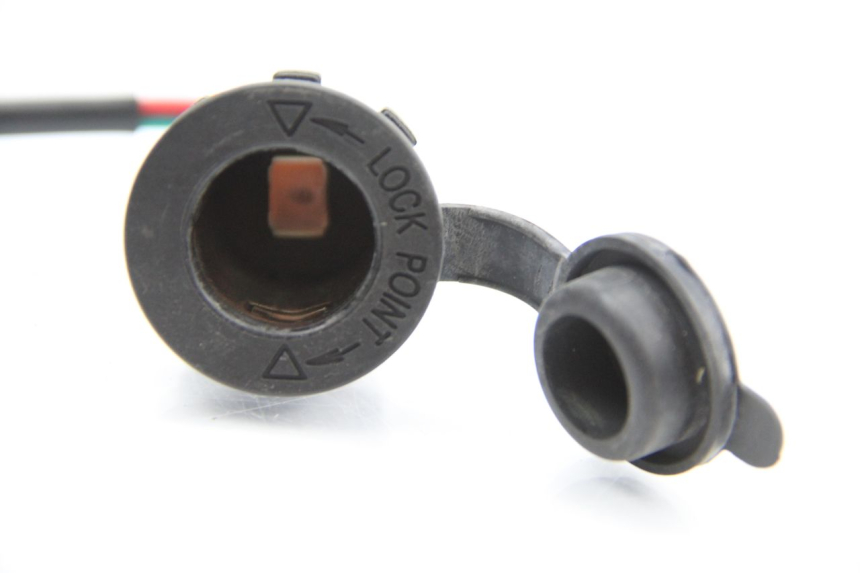 photo de Presa accendisigari SYM GTS EFI ABS 125 (2012 - 2016) - Primo piano tecnico