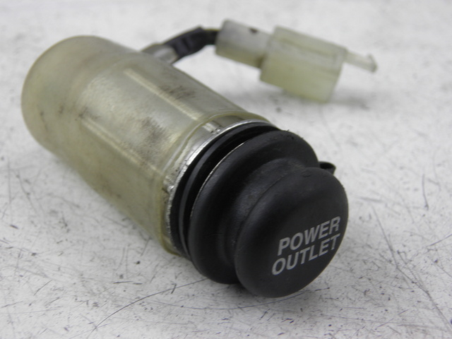 photo de Presa accendisigari HONDA FES S-WING SWING ABS 125 (2007 - 2015) - Vista principale