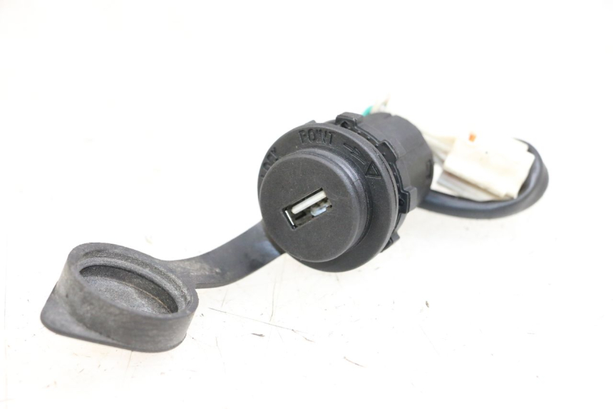 photo de PRISE ACCENDISIGARI SYM JET 14 4T 50 (2018 - 2022) - Vista principale