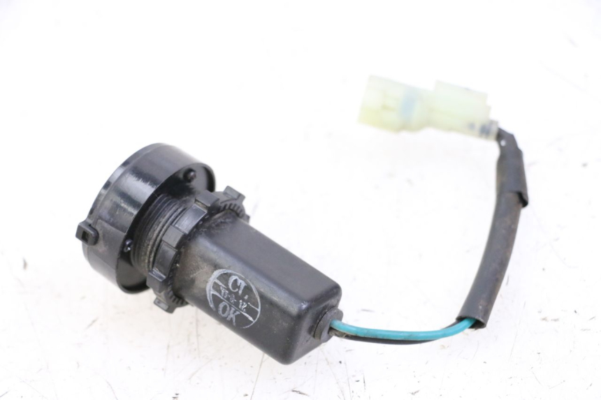 photo de PRESA ACCENDISIGARI SYM JOYMAX 125 (2010 - 2017) - Marcature e riferimenti originali