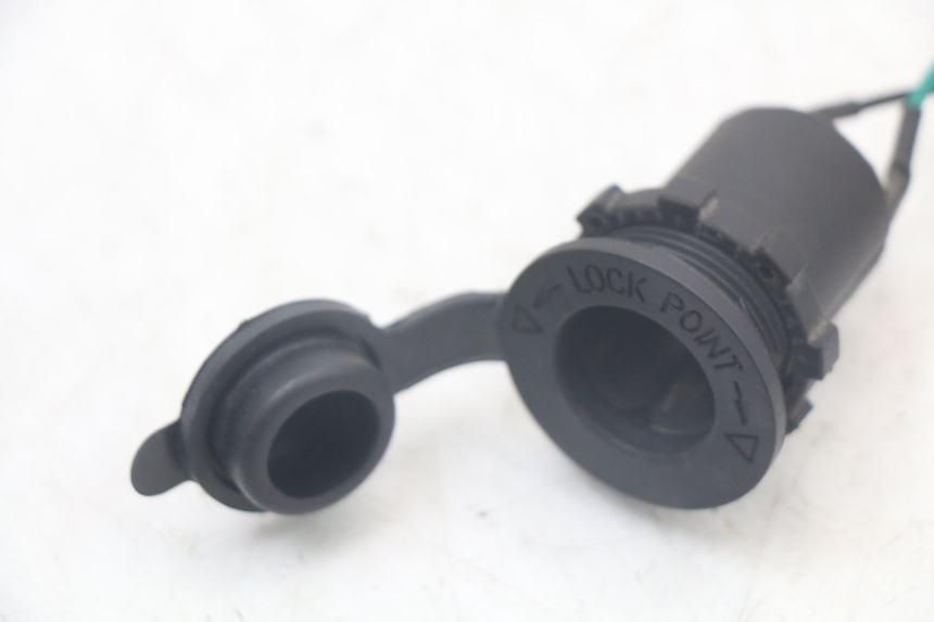 photo de PRESO ACCENDISIGARI KYMCO LIKE 125 (2009 - 2016) - Zoom sullo stato d'uso