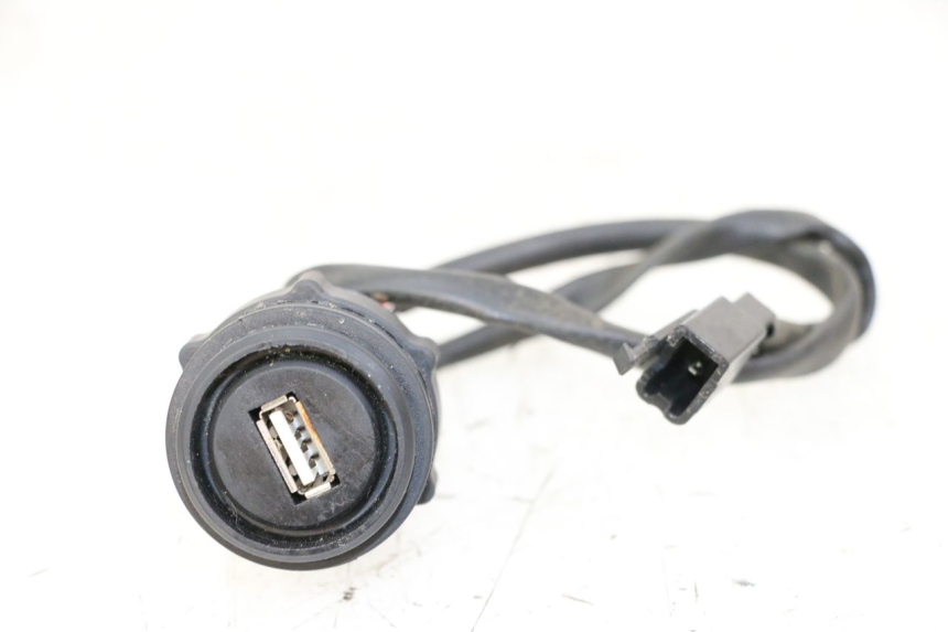 photo de PRESA ACCENDISIGARI LONGJIA SHARPY 125 (2020 - 2024) - Vista principale