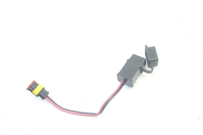 photo de PRESA ACCENDISIGARI PIAGGIO MP3 500 (2016 - 2018) - Zoom sullo stato d'uso