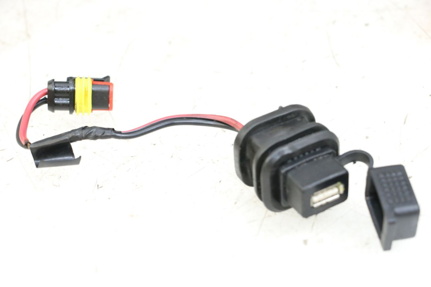 photo de PRESA ACCENDISIGARI PIAGGIO NEW TYPHOON 50 (2018 - 2021) - Vista principale