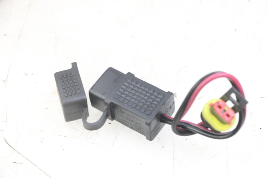 photo de PRESA ACCENDISIGARI PIAGGIO NEW TYPHOON 50 (2018 - 2021) - Altra angolazione