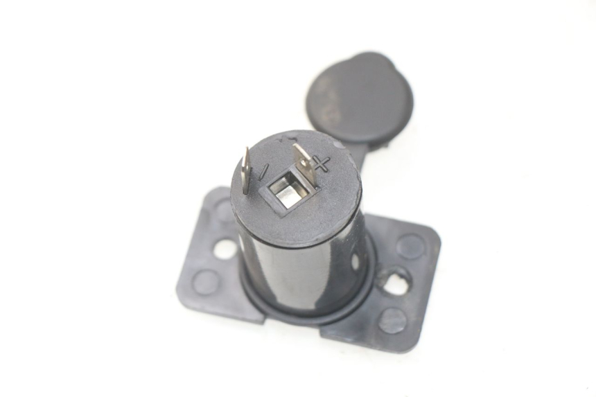 photo de Presa accendisigari SYM ORBIT 2 4T 50 (2008 - 2017) - Zoom sullo stato d'uso