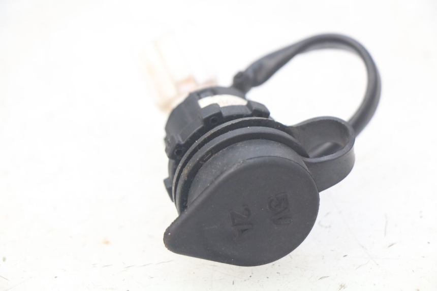 photo de PRESA ACCENDISIGARI SYM ORBIT III 3 4T 50 (2018 - 2021) - Dettaglio del componente