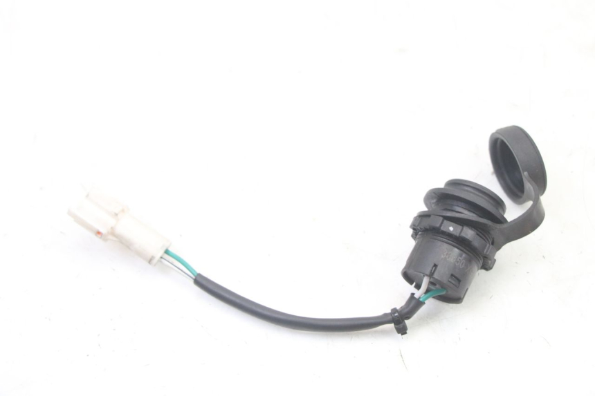 photo de PRESA ACCENDISIGARI SYM ORBIT III 3 4T 50 (2021 - 2025) - Altra angolazione