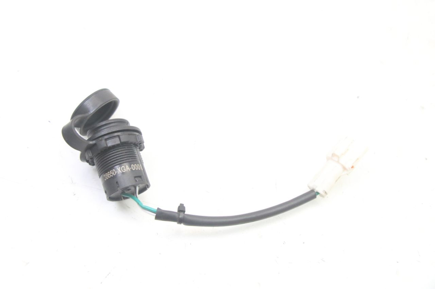 photo de PRESA ACCENDISIGARI SYM ORBIT III 3 4T 50 (2021 - 2025) - Zoom sullo stato d'uso