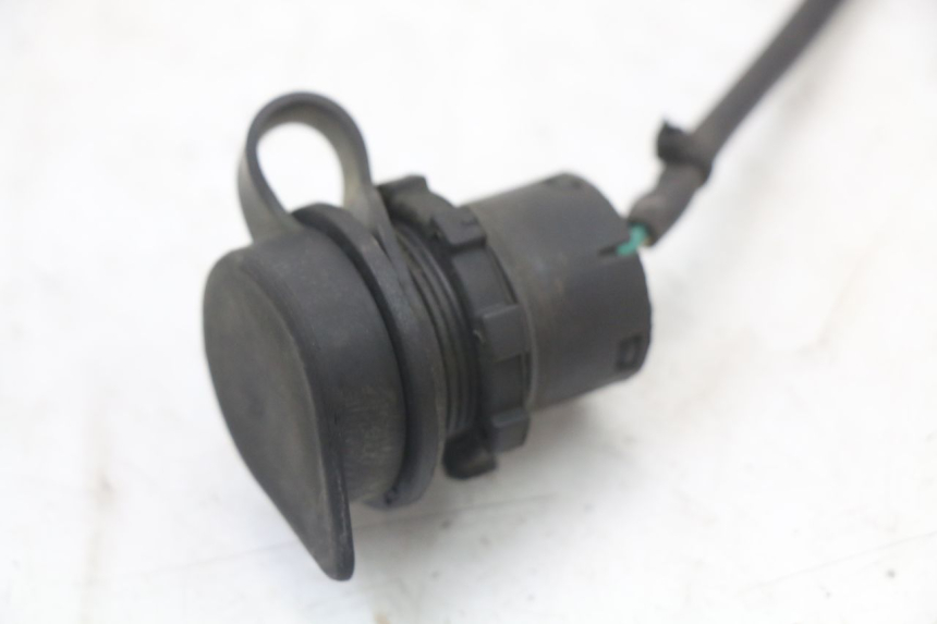 photo de PRESA ACCENDISIGARI PEUGEOT BELVILLE 125 (2017 - 2021) - Altra angolazione