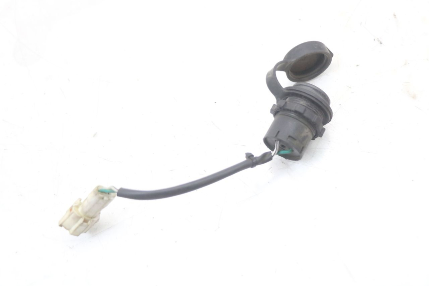 photo de PRESA ACCENDISIGARI PEUGEOT BELVILLE 125 (2017 - 2021) - Primo piano tecnico