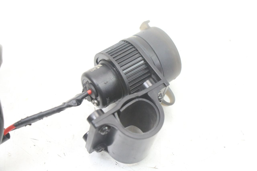 photo de PRESA ACCENDISIGARI ROYAL ENFIELD HYMALAYAN 410 (2016 - 2023) - Vista d'insieme del prodotto