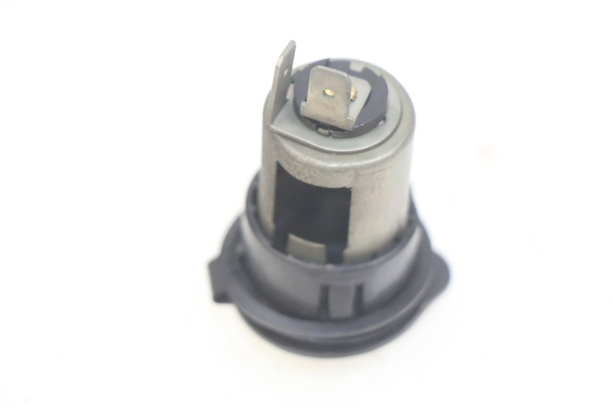 photo de PRESA ACCENDISIGARI APRILIA SCARABEO LIGHT 125 (2007 - 2011) - Dettaglio del componente