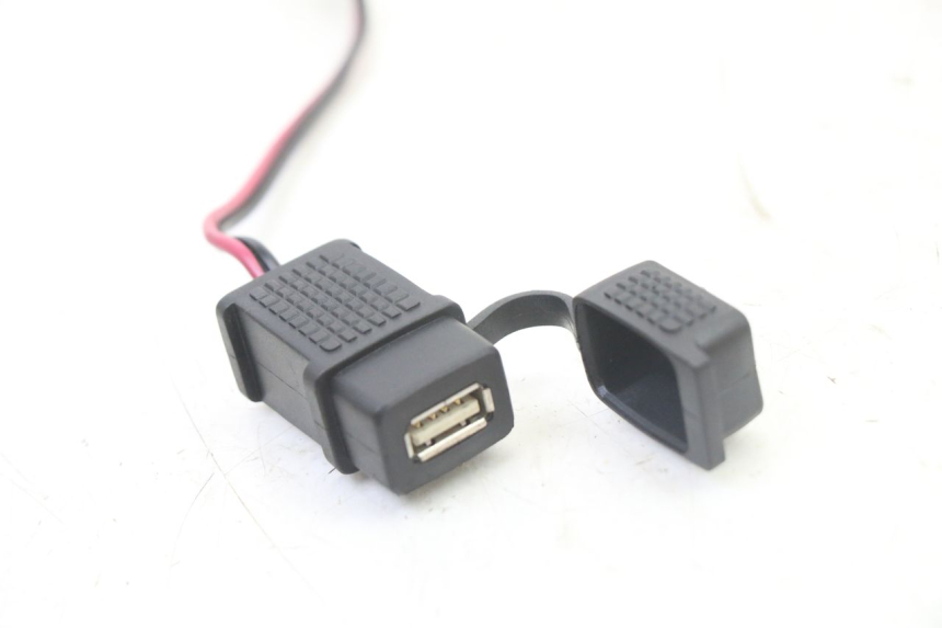 photo de Presa accendisigari APRILIA SR 2T 50 (2018 - 2022) - Zoom sullo stato d'uso