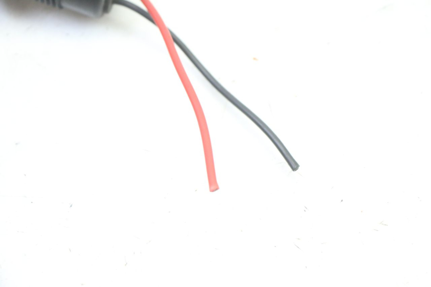 photo de PRESA ACCENDISIGARI HONDA ST PAN EUROPEAN 1300 (2002 - 2013) - Primo piano tecnico