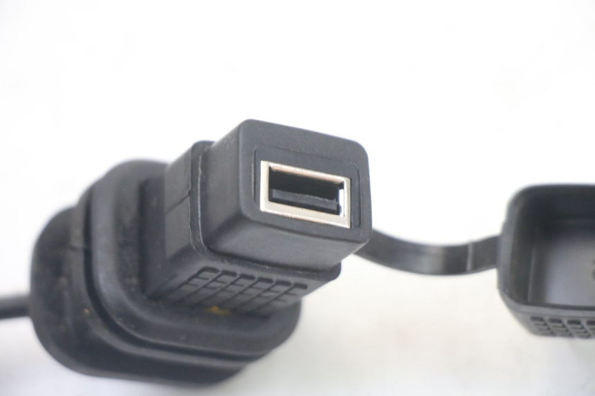 photo de PRISE ACCENDISIGARI APRILIA SXR 50 (2021 - 2023) - Zoom sullo stato d'uso