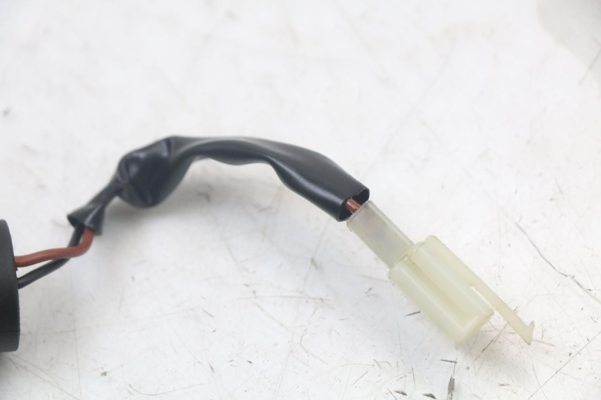 photo de PRESA ACCENDISIGARI YAMAHA XMAX X-MAX ABS 125 (2017 - 2020) - Stato della superficie e materiale