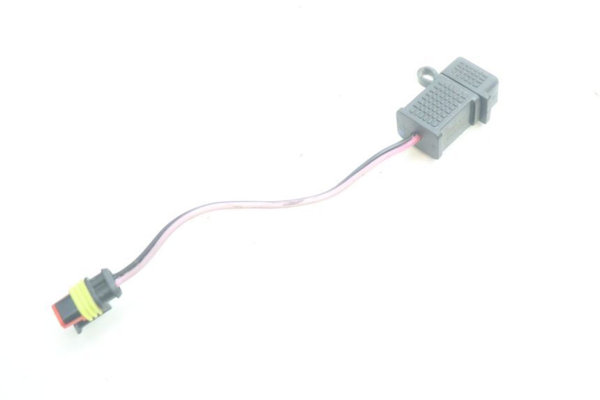 photo de PRESA USB PIAGGIO MP3 HPE 530 (2022 - 2026) - Zoom sullo stato d'uso