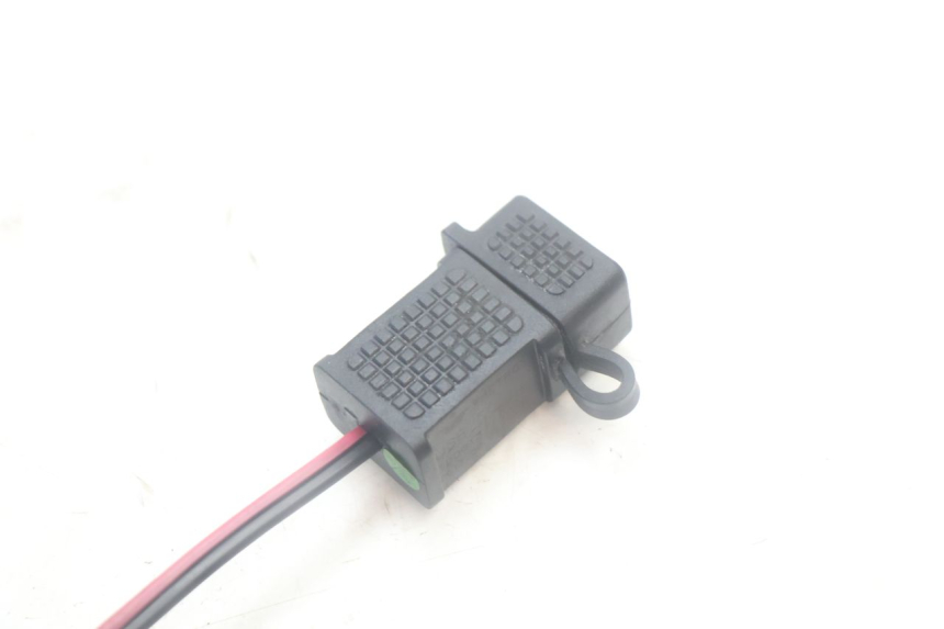 photo de PRESA USB PIAGGIO MP3 500 (2016 - 2018) - Primo piano tecnico