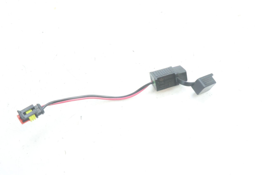 photo de PRESA USB PIAGGIO MP3 500 (2016 - 2018) - Zoom sullo stato d'uso