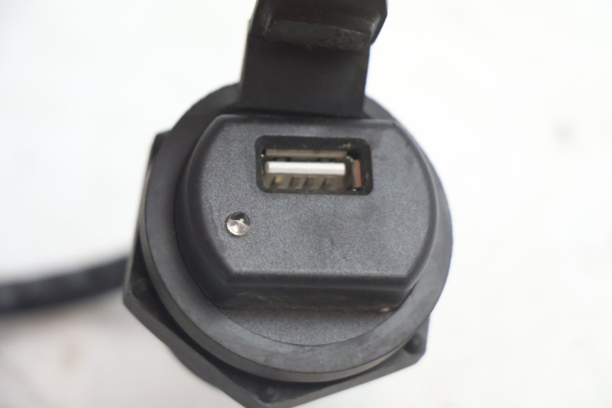 photo de PRESA USB KYMCO LIKE 4T 50 (2019 - 2025) - Zoom sullo stato d'uso