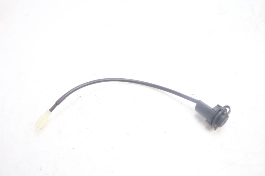 photo de PRESA USB JM MOTORS R-MAX TECH 50 (2024 - 2026) - Zoom sullo stato d'uso