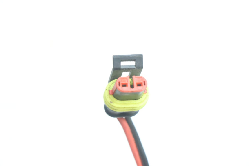 photo de PRESA USB PIAGGIO VESPA PRIMAVERA 2T 50 (2013 - 2018) - Primo piano tecnico