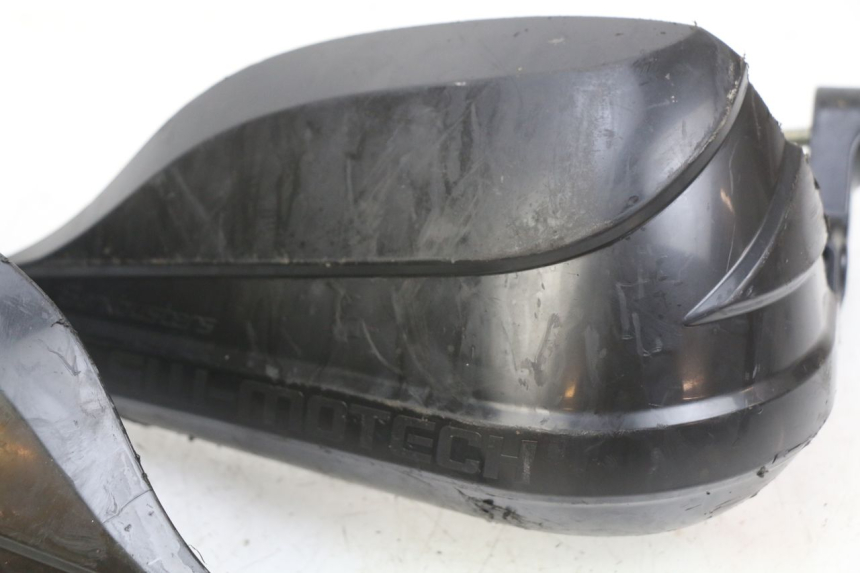 photo de PROTEZIONE MANI HONDA CB R 1000 (2018 - 2023) - Dettagli dei punti di fissaggio