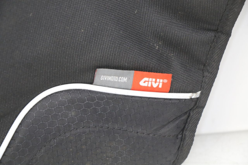 photo de PROTEZIONE MANI YAMAHA D'ELIGHT DELIGHT 115 (2013 - 2017) - Stato della superficie e materiale