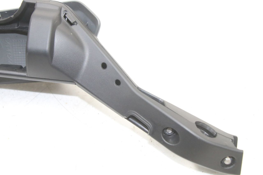 photo de PARAMANI SINISTRO YAMAHA TRACER 7 700 (2020 - 2024) - Stato della superficie e materiale