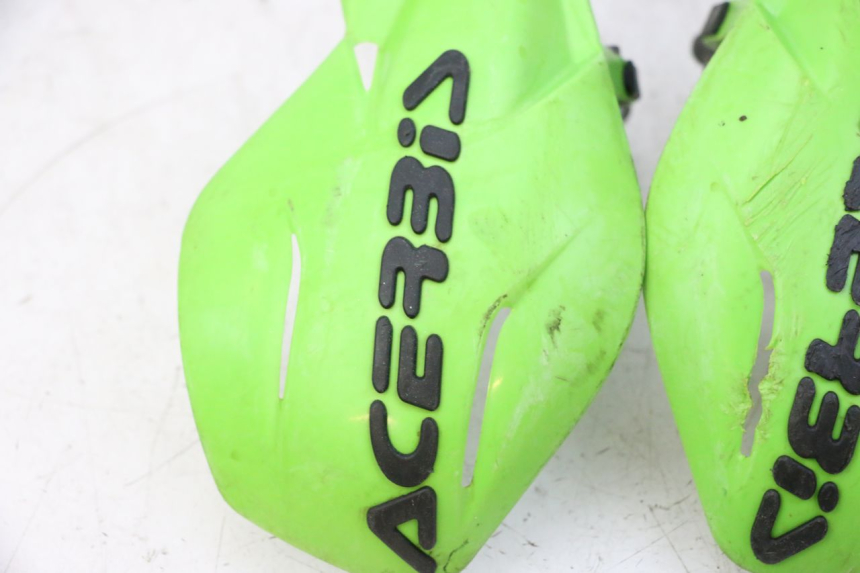 photo de PARAMANI KAWASAKI KX 65 (2000 - 2019) - Stato della superficie e materiale