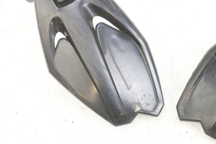 photo de PARAMANI RIEJU MRT 50 (2018 - 2021) - Dettagli dei punti di fissaggio