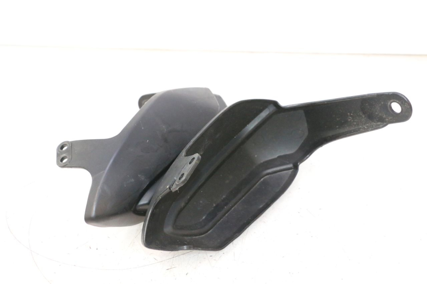 photo de PARAMANI YAMAHA TDM ABS 900 (2002 - 2014) - Stato della superficie e materiale