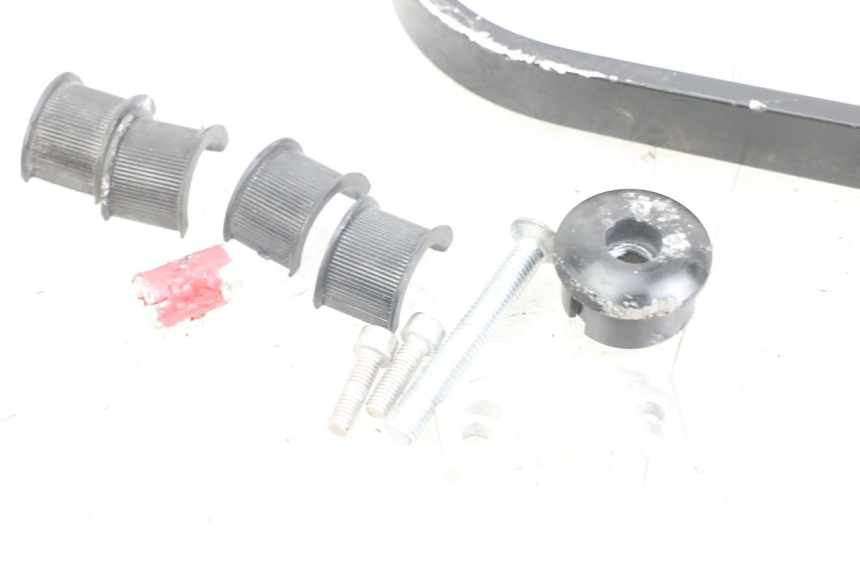 photo de PROTEZIONE MANI YAMAHA XT X 660 (2004 - 2016) - Primo piano ad alta risoluzione